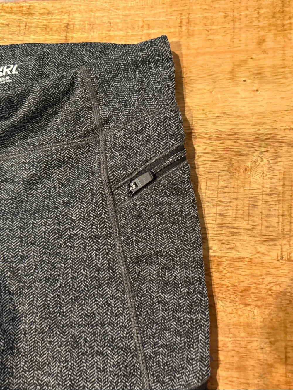 Athleta Girl Black & Grey Zipper Detail Leggings Size Medium 8/10
